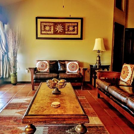 Terra Monarca Villa บาเย เด กัวลาลูเป ภายนอก รูปภาพ